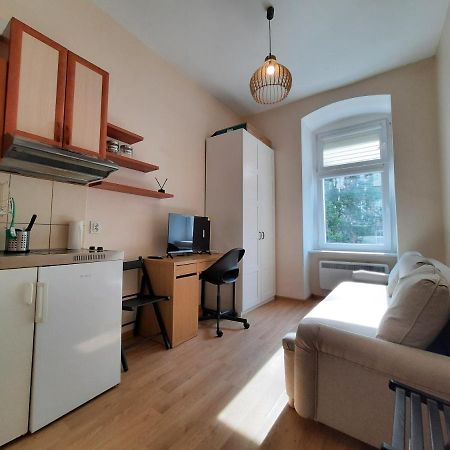 Krotkoterminowy Kat Wroclaw Ngoại thất bức ảnh